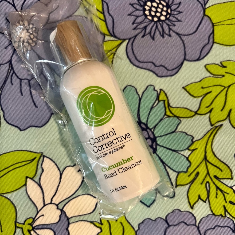 Control corrective skincare systems cucumber bead cleanser - New in packaging